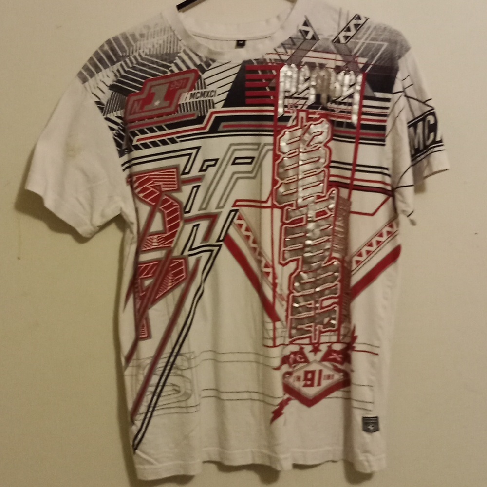 Southpole 1991 medium whit graphic T-shirt